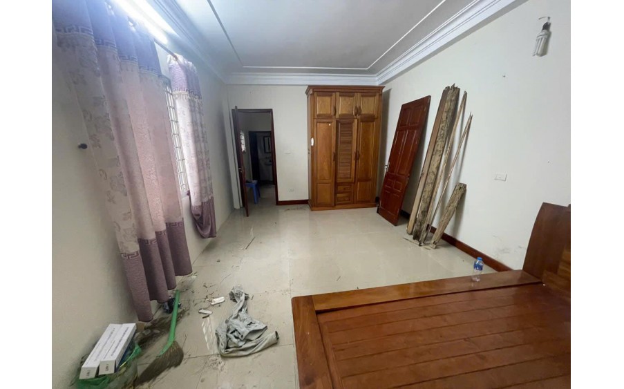 Cho thuê Ở NHÓM 7 NGƯỜI nhà Ngõ oto Định Công Hạ-Hoàng Mai, DT  38m2 x 5 tầng, 3 ngủ khép kín 14 triệu